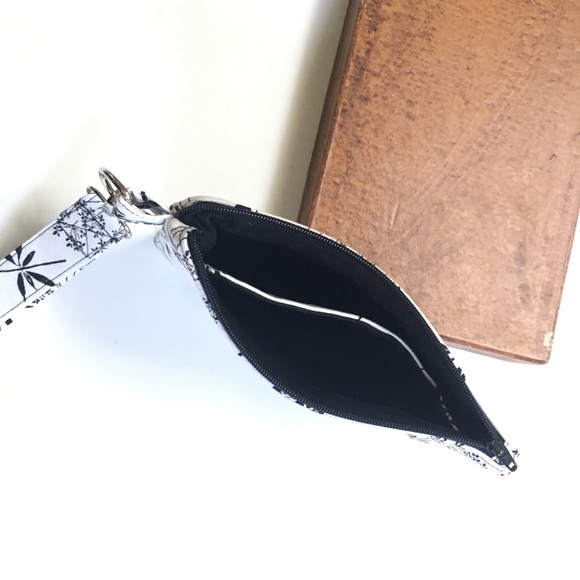 Flower Wristlet Handcrafted Black and White, Handmade, Nature Print, Spring - Picture 5 of 7